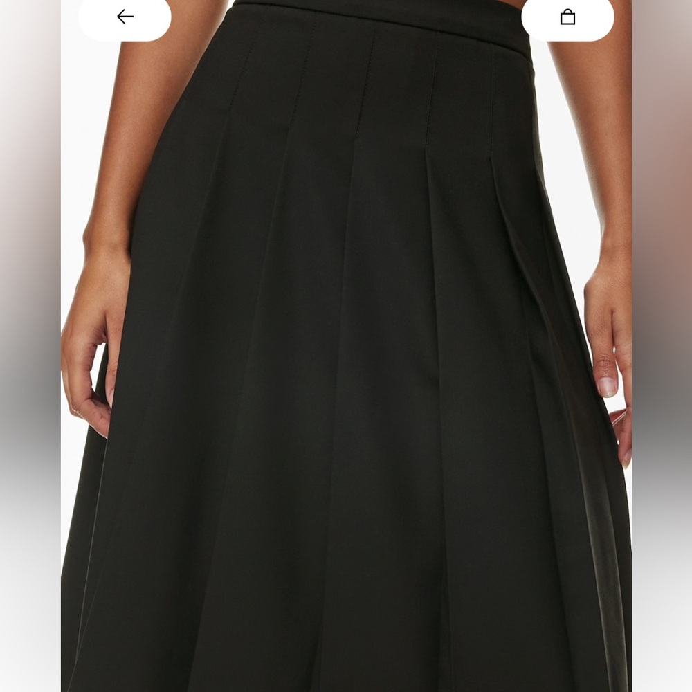 Aritzia Olive Midi Pleated Skirt - Picture 4 of 13
